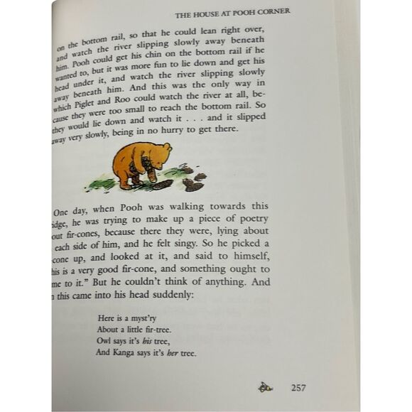 The Complete Tales and Poems of Winnie-the-Pooh Hard Cover W/Sleeve - Picture 4 of 5
